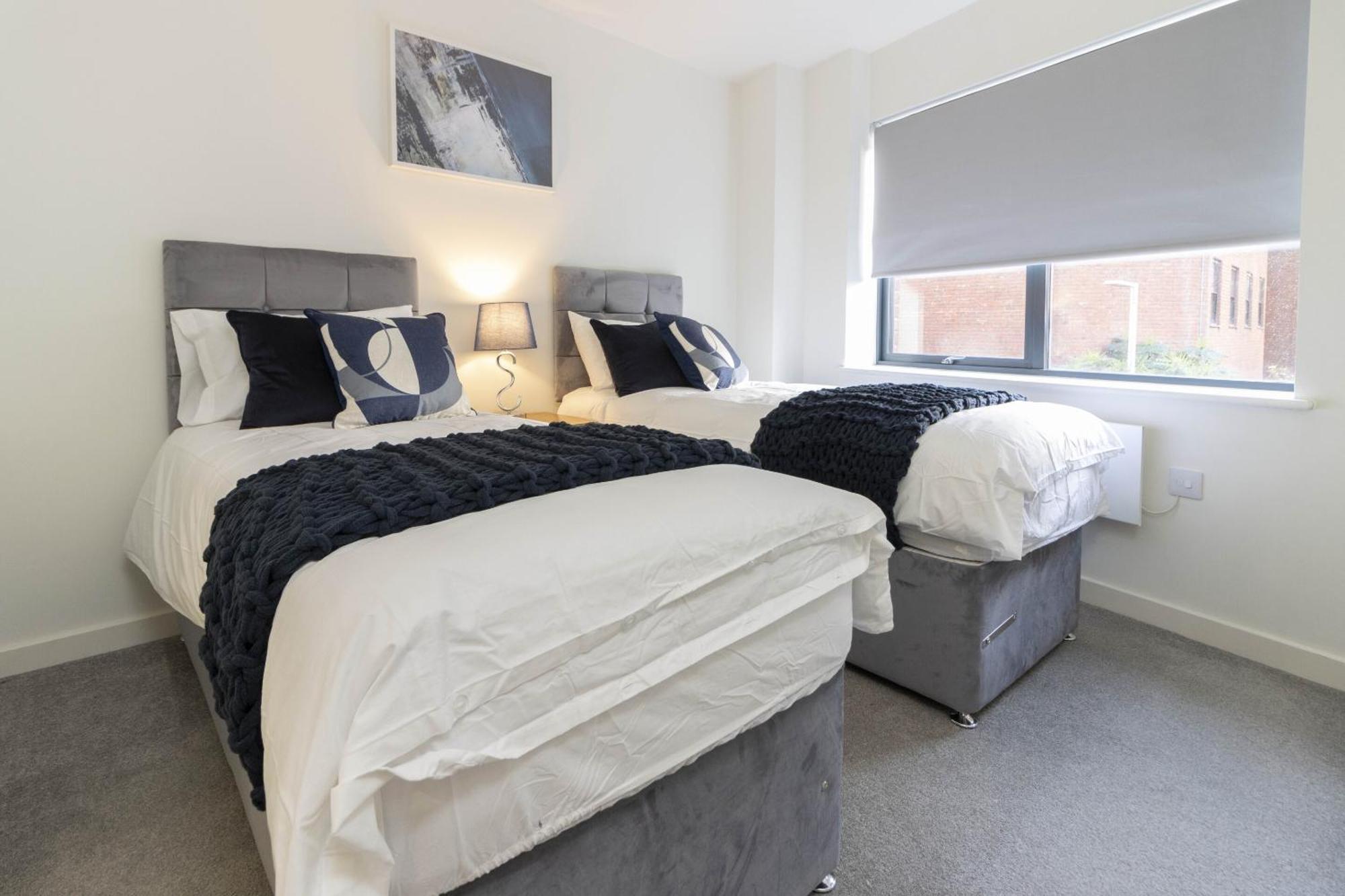 Апартаменти Linacre 11 - Modern 2 Bed Behind The Cathedral With Free Parking And Fast Wifi Ексетер Екстер'єр фото