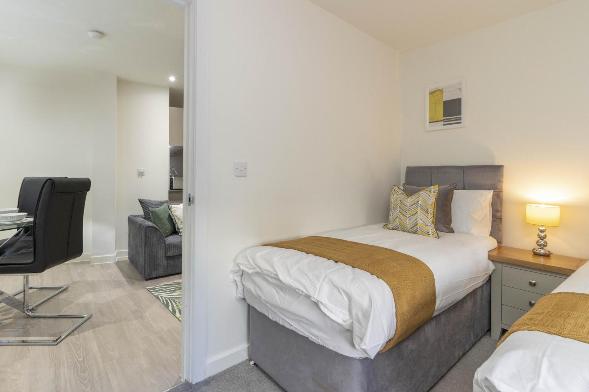 Апартаменти Linacre 11 - Modern 2 Bed Behind The Cathedral With Free Parking And Fast Wifi Ексетер Екстер'єр фото