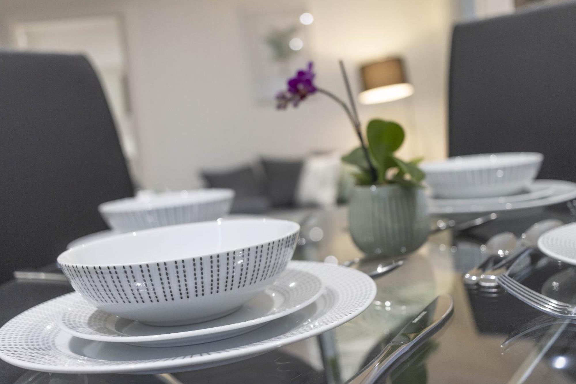 Апартаменти Linacre 11 - Modern 2 Bed Behind The Cathedral With Free Parking And Fast Wifi Ексетер Екстер'єр фото